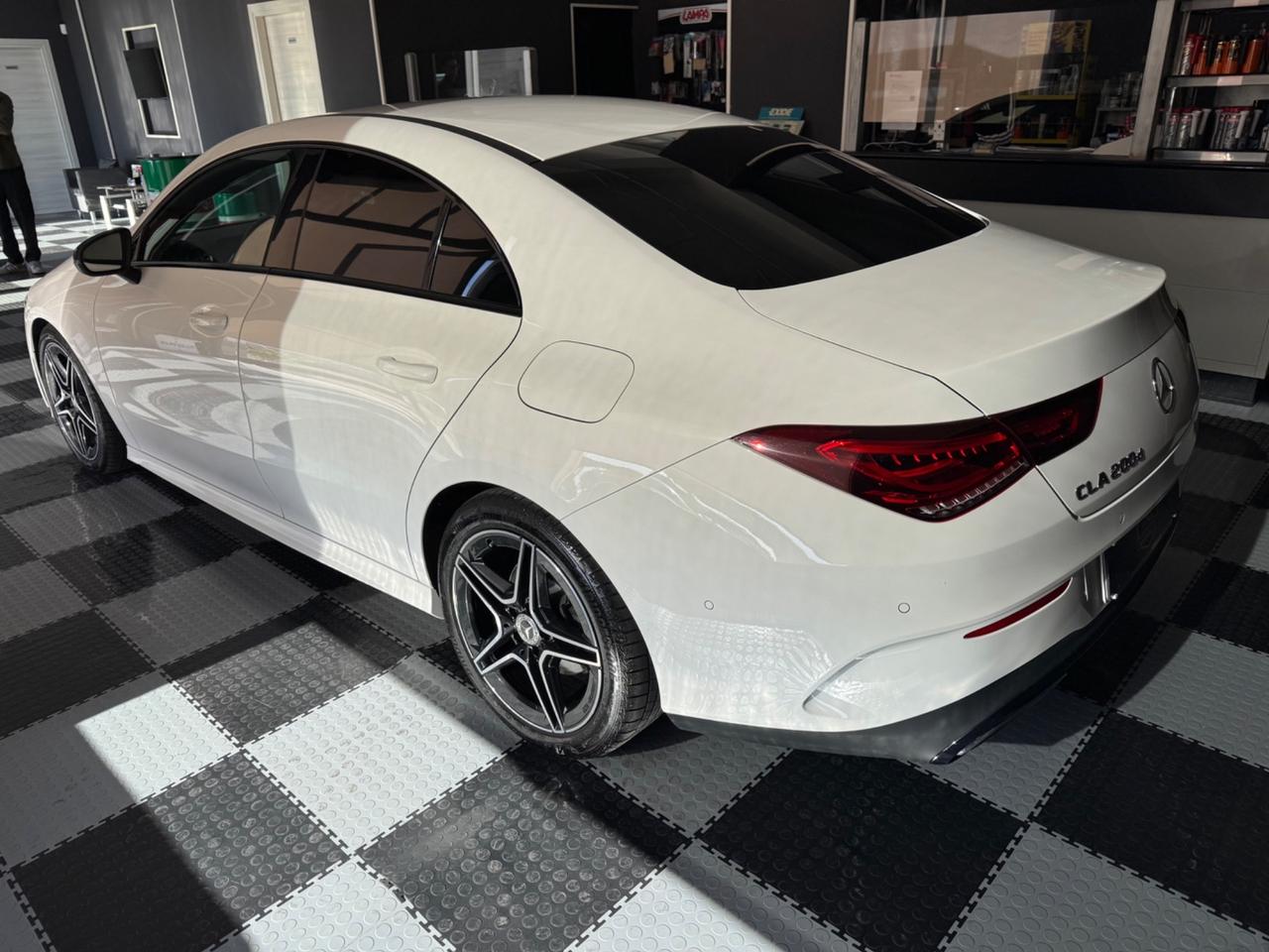 Mercedes-benz CLA 200 d Automatic Premium