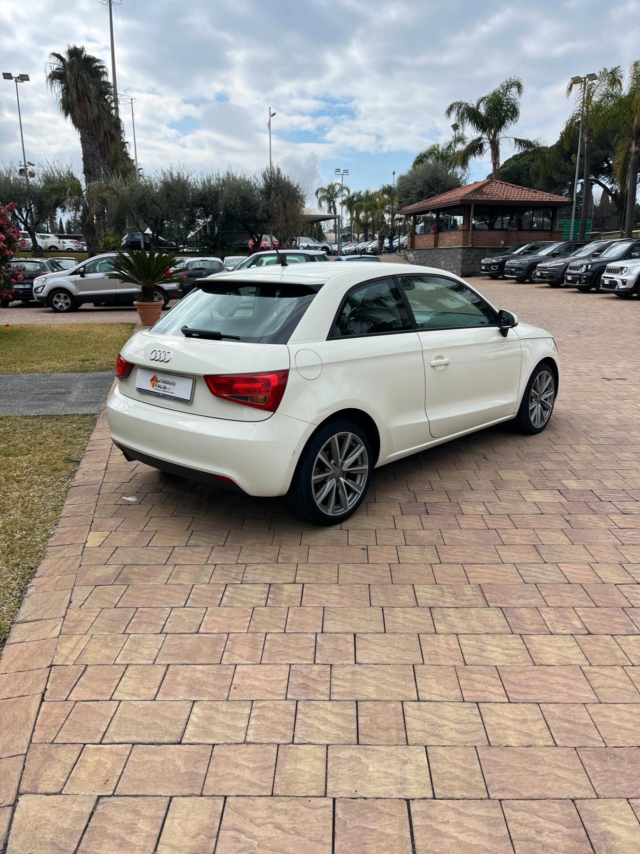 Audi A1 1.6 TDI 105 CV Attraction