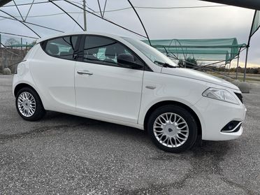LANCIA YPSILON 1200 CC 69 CV