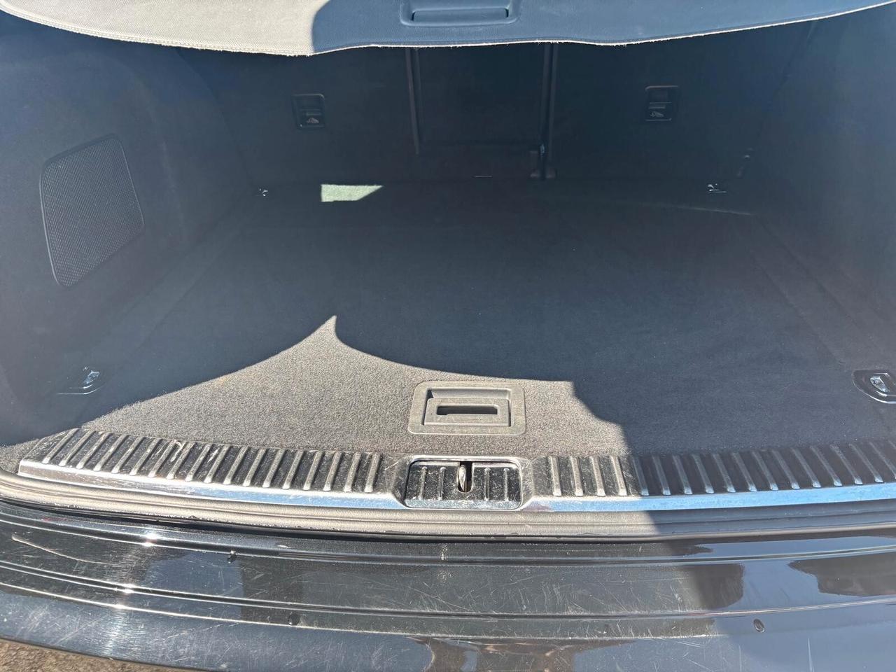 Porsche Cayenne 3.0 Diesel Platinum Edition - 2018