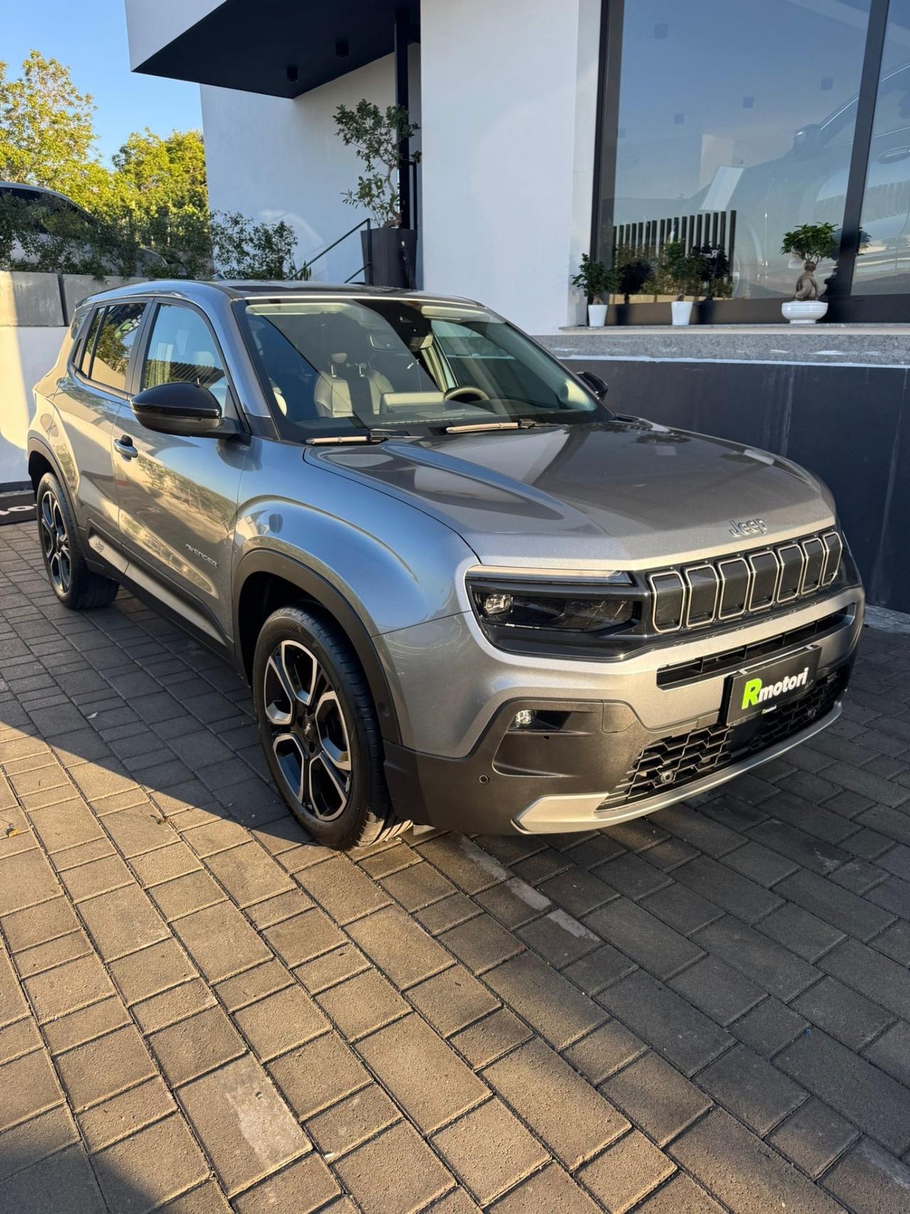 Jeep Avenger 1.2 Turbo 100 CV Summit
