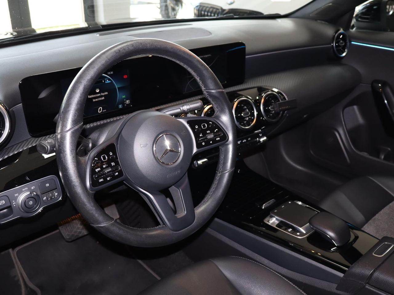 Mercedes-Benz CLA 200 Business Line CLA 200 #10989