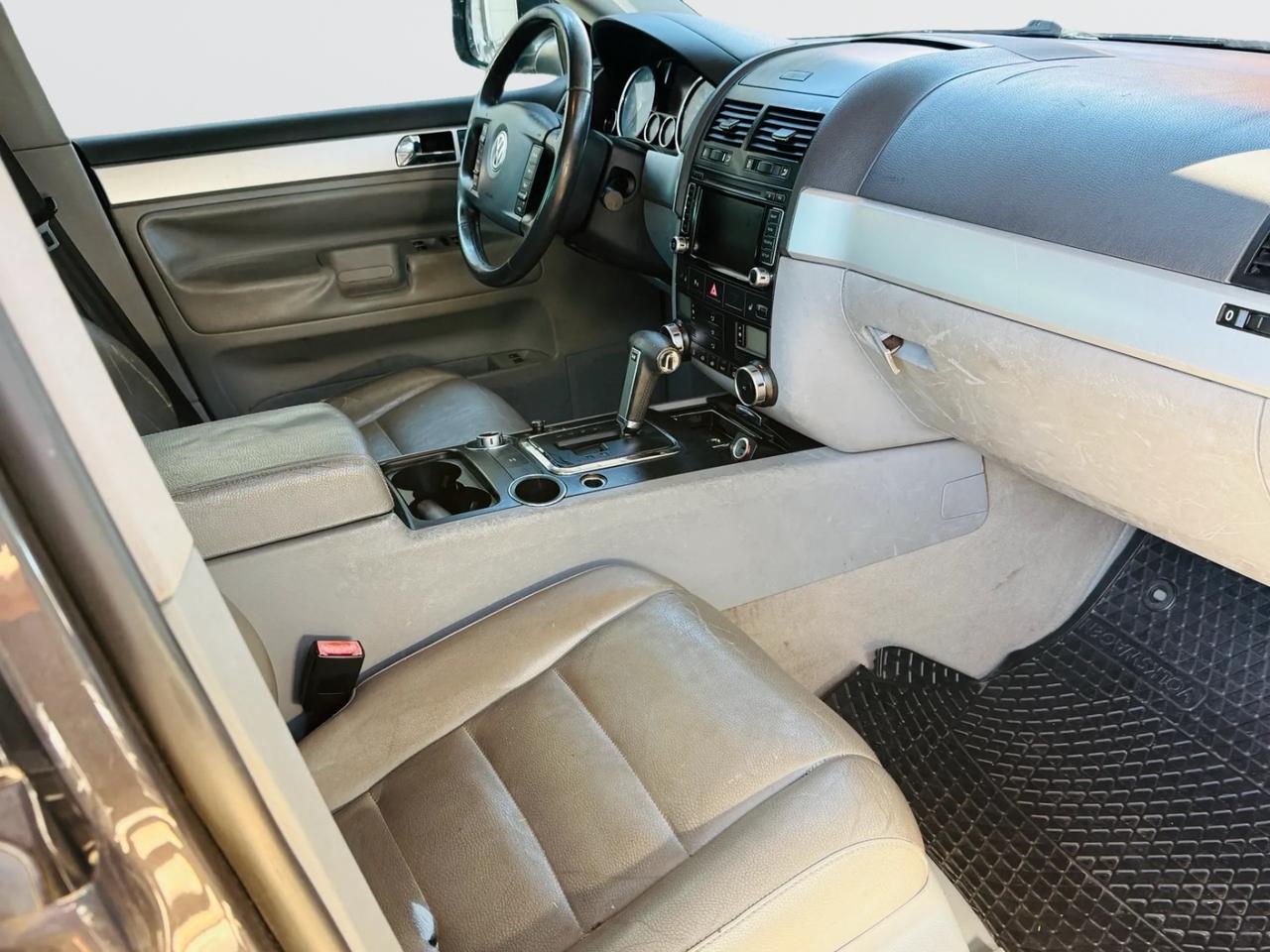 Volkswagen Touareg 2.5 R5 TDI DPF tiptronic