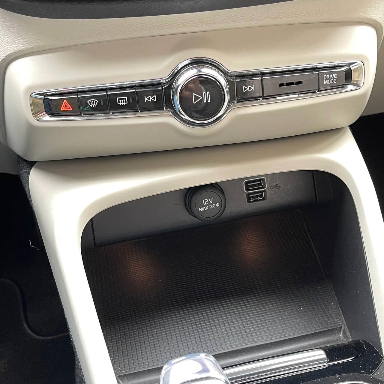 Volvo XC40 2.0 diesel 150cv Geartronic Inscription