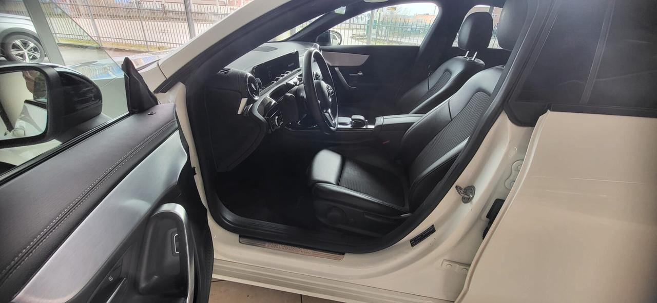 Mercedes-benz CLA 180 d Automatic Premium