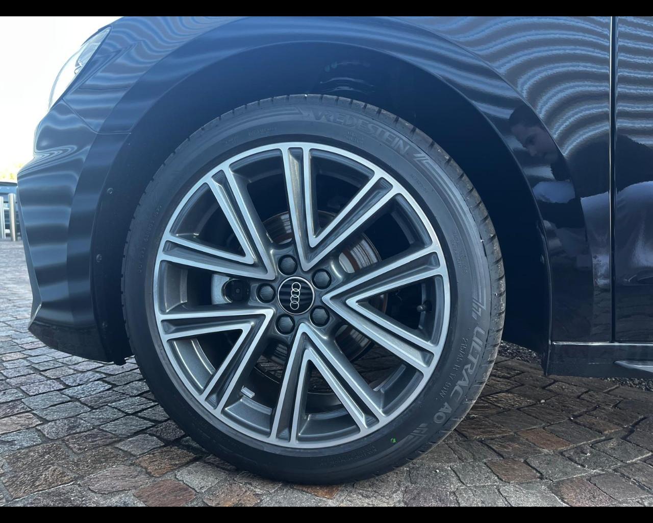 AUDI A1 SPORTBACK 30 TFSI S-TRONIC S LINE EDITION