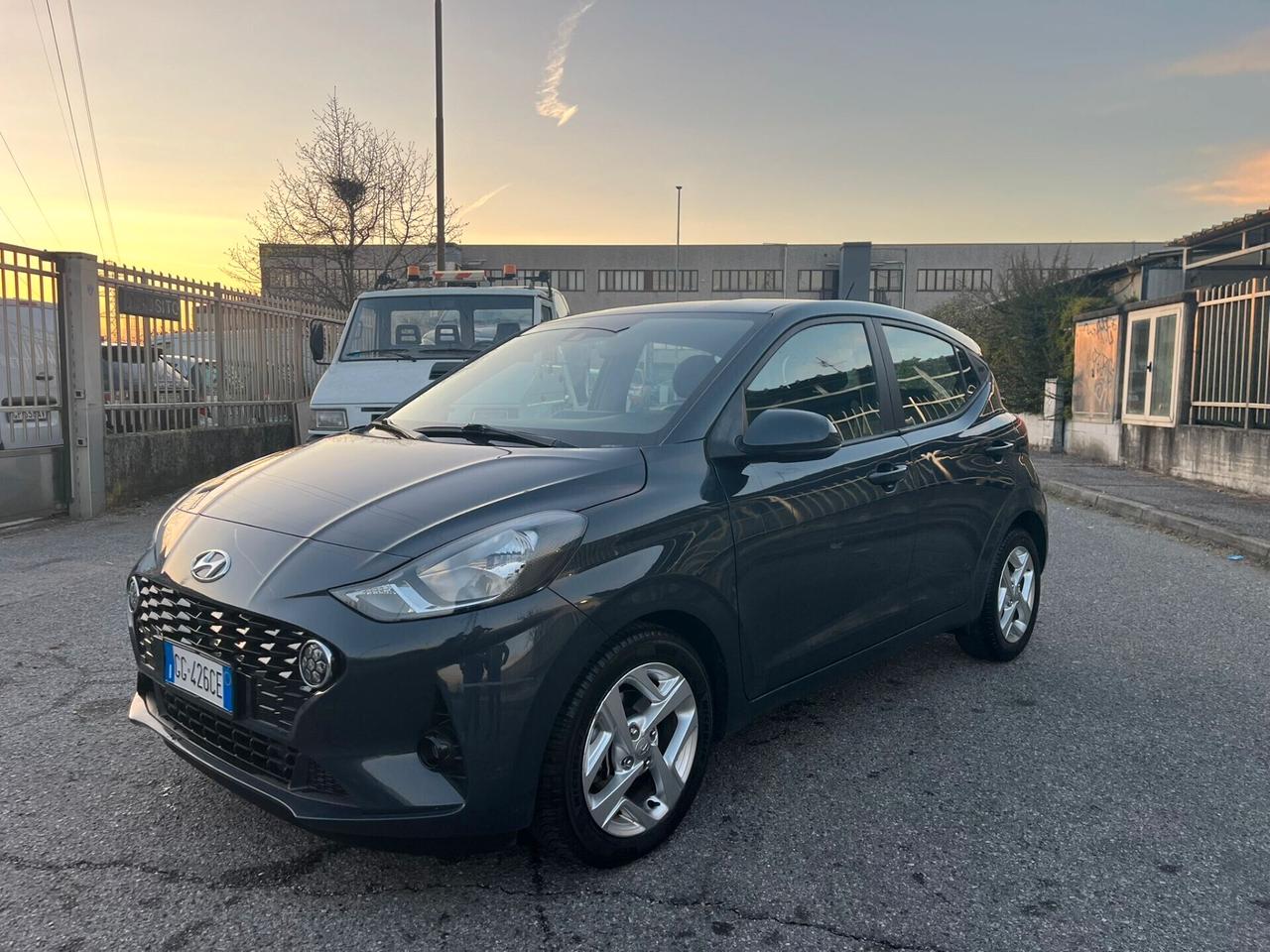 Hyundai i10 1.0 BENZ X NEOP 40.000 KM