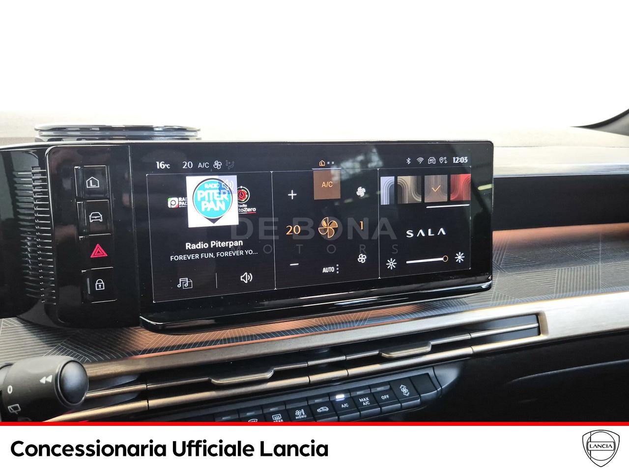 Lancia Ypsilon 1.2 mhev edizione cassina e-dct