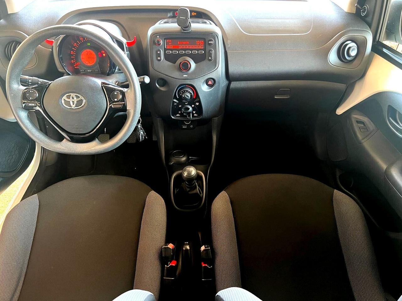 Toyota Aygo 1.0 VVT-i 72 CV 5 p*PREZZO REALE*ADATTA PER NEOPATENTATI OTTIMO STATO