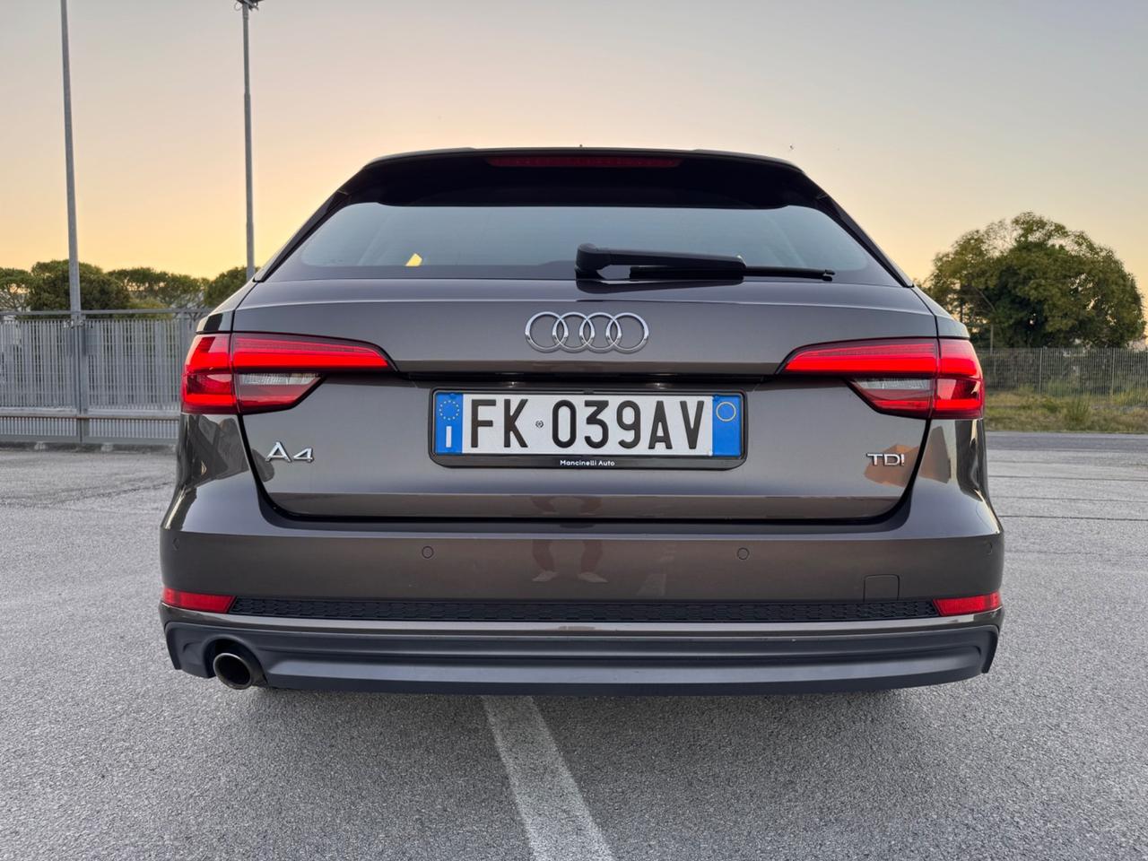 Audi A4 Avant 2.0 TDI 150 CV S tronic Sport Line