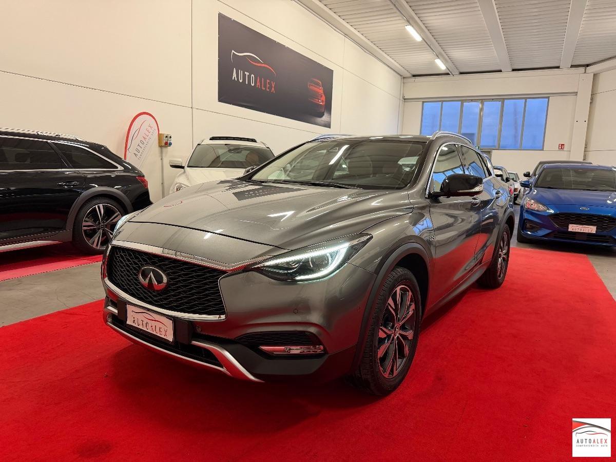 INFINITI - QX30 2.2d Premium Tech awd dct