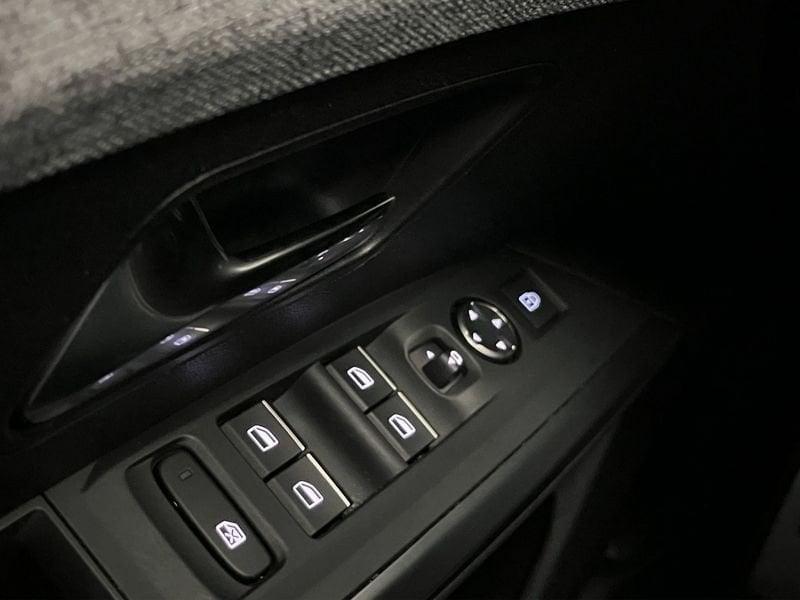 Peugeot 5008 5008 Hybrid 136 e-DCS6 GT