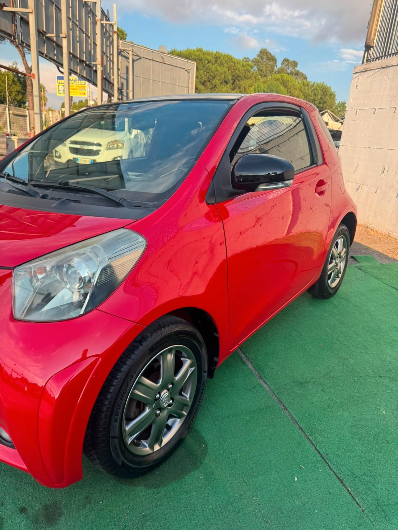 Toyota iQ 1.0 Sol