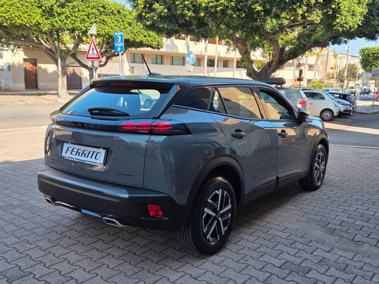 Peugeot 2008 Hybrid 136 e-DCS6 Style