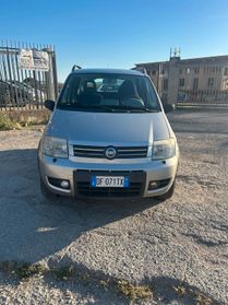 Fiat Panda 1.3 MJT 16V 4x4 Monster