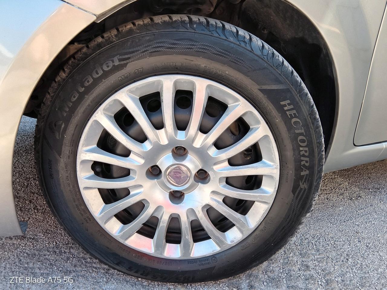 Fiat Grande Punto 1.2 5 porte 2009 12 mesi di garanzia