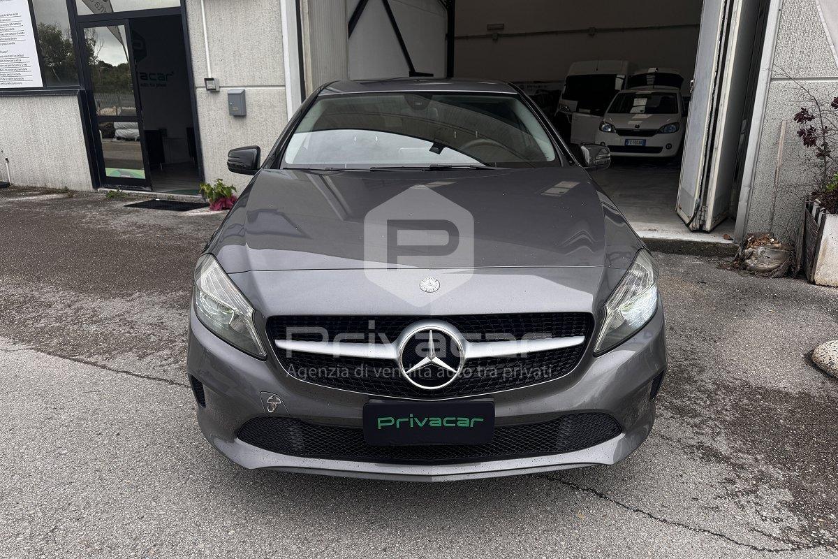 MERCEDES A 180 d Business