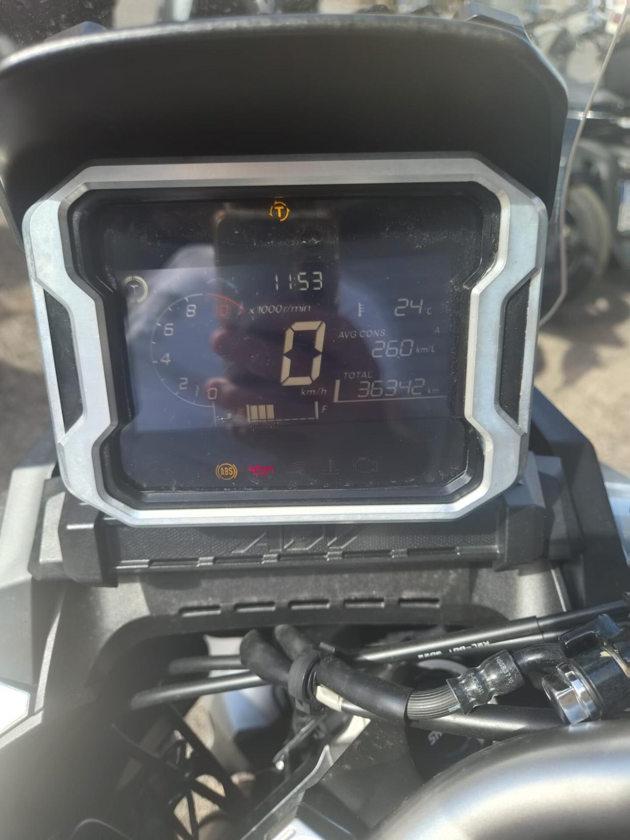 Honda ADV 350