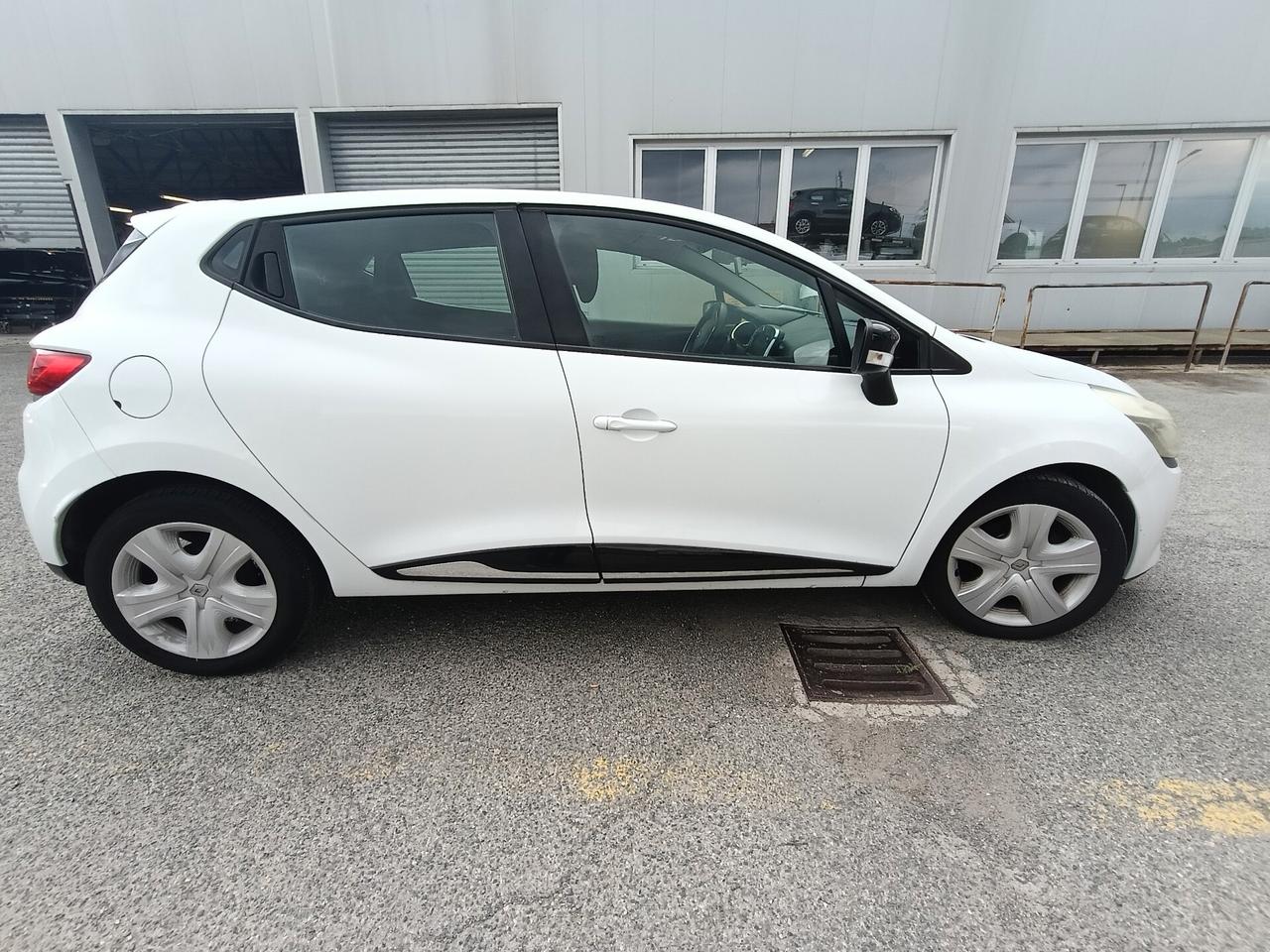 Renault Clio 1.2 75CV 5 porte Live