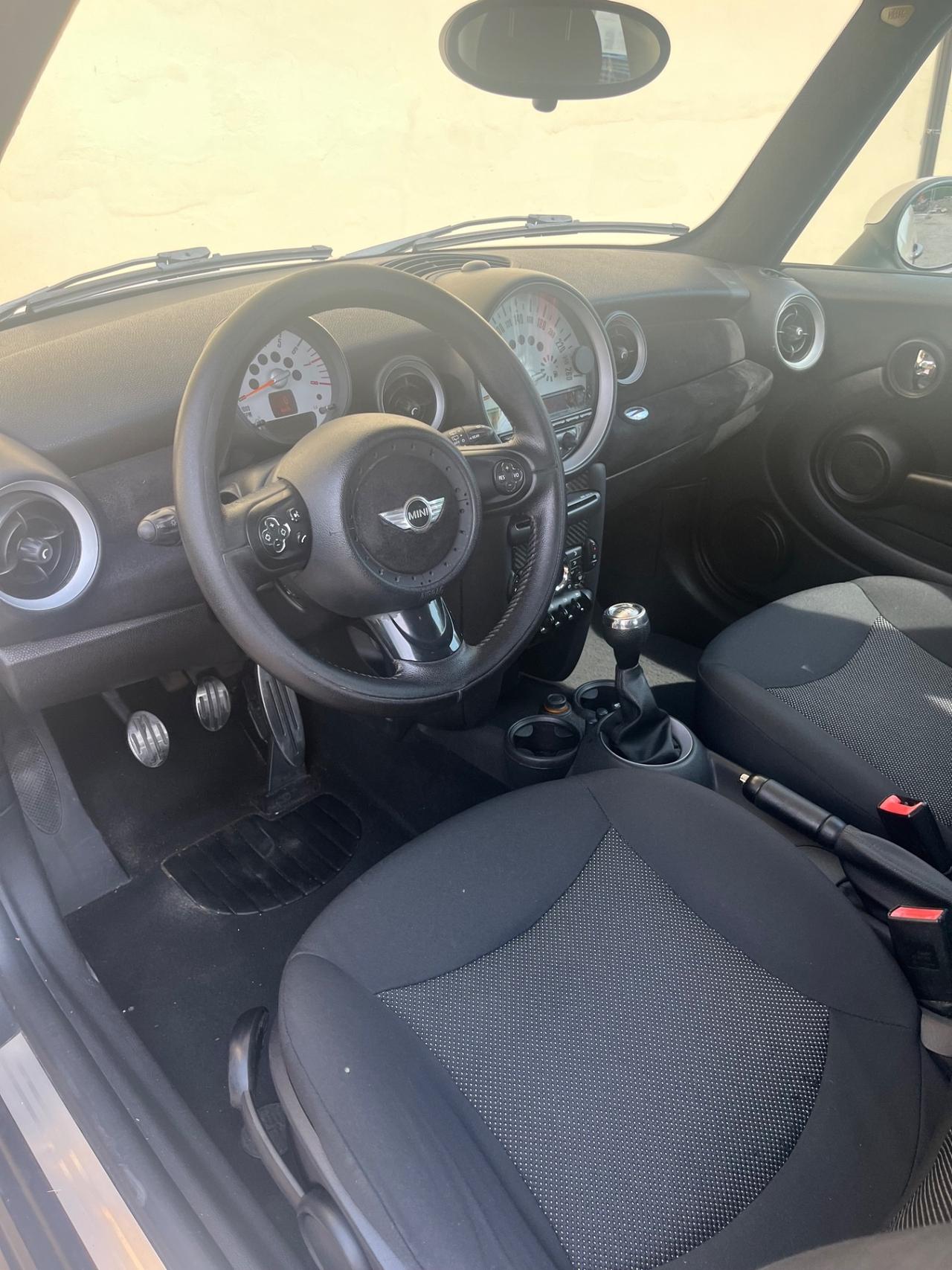 Mini 1.6 16V Cooper