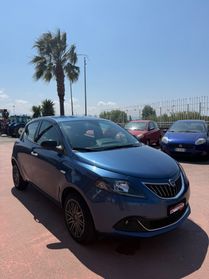 Lancia Ypsilon 1.0 FireFly 5 porte S&S Hybrid Ecochic Gold