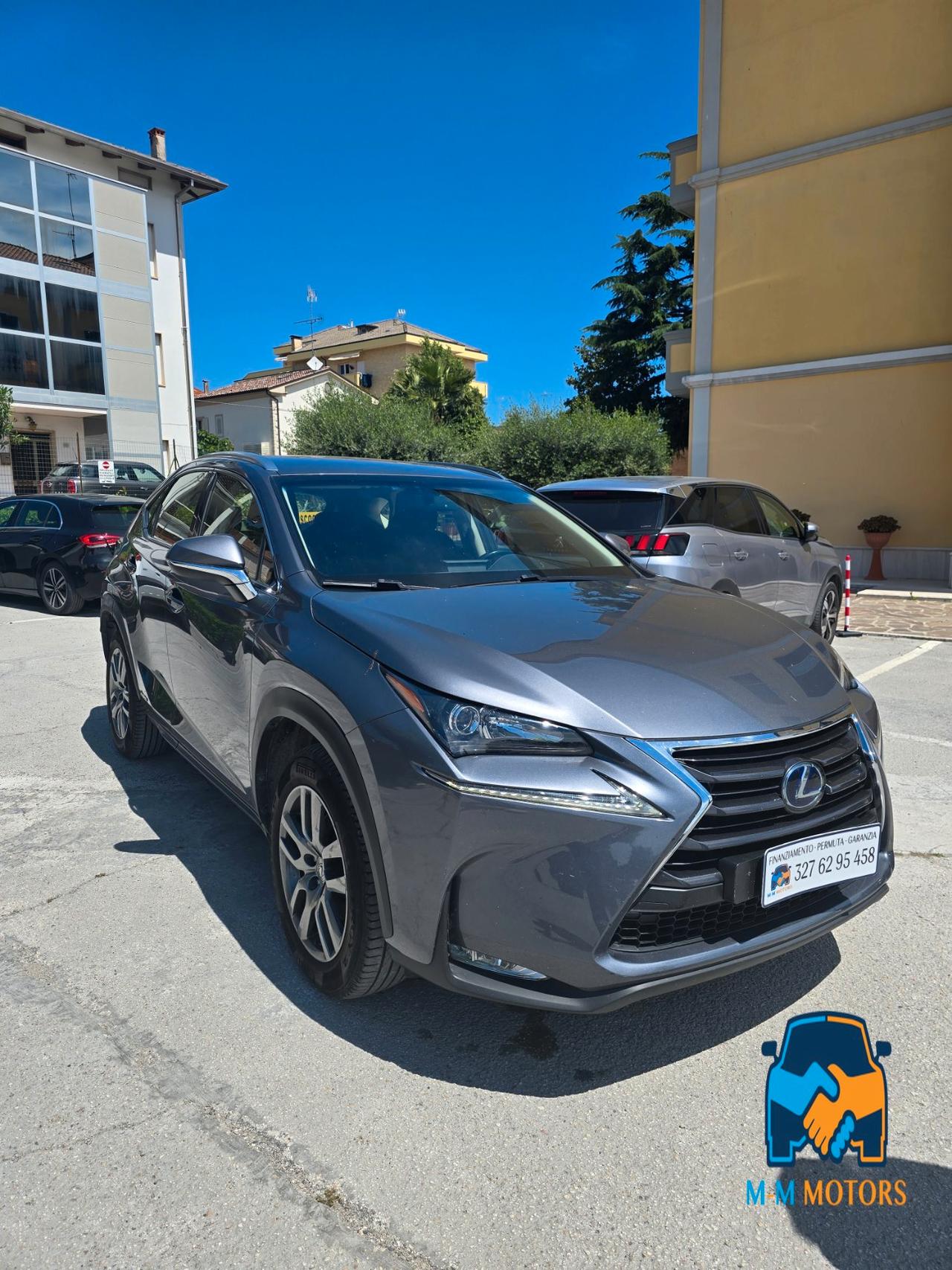 Lexus NX 300h 2.5 Executive 4wd cvt