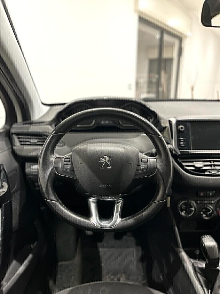 Peugeot 208 BlueHDi 75 5 porte Allure