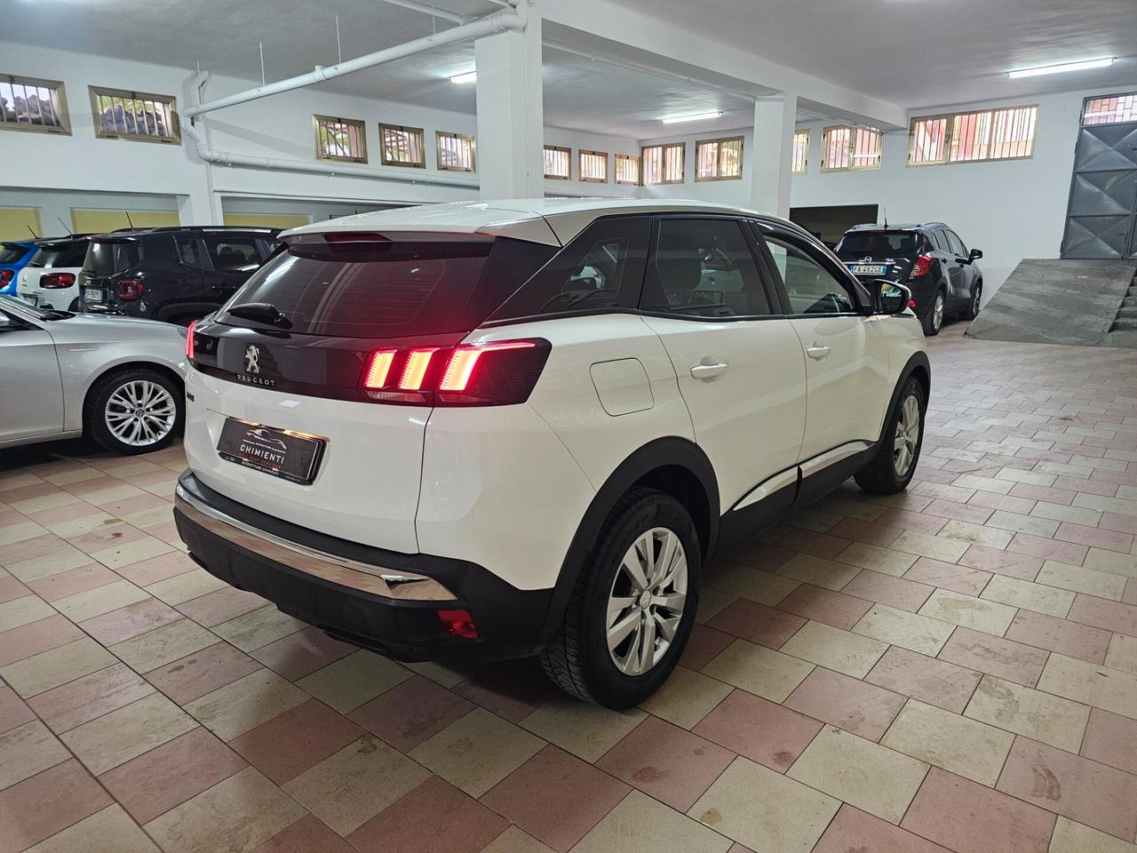 Peugeot 3008 BlueHDi 130 S&S EAT8 Allure