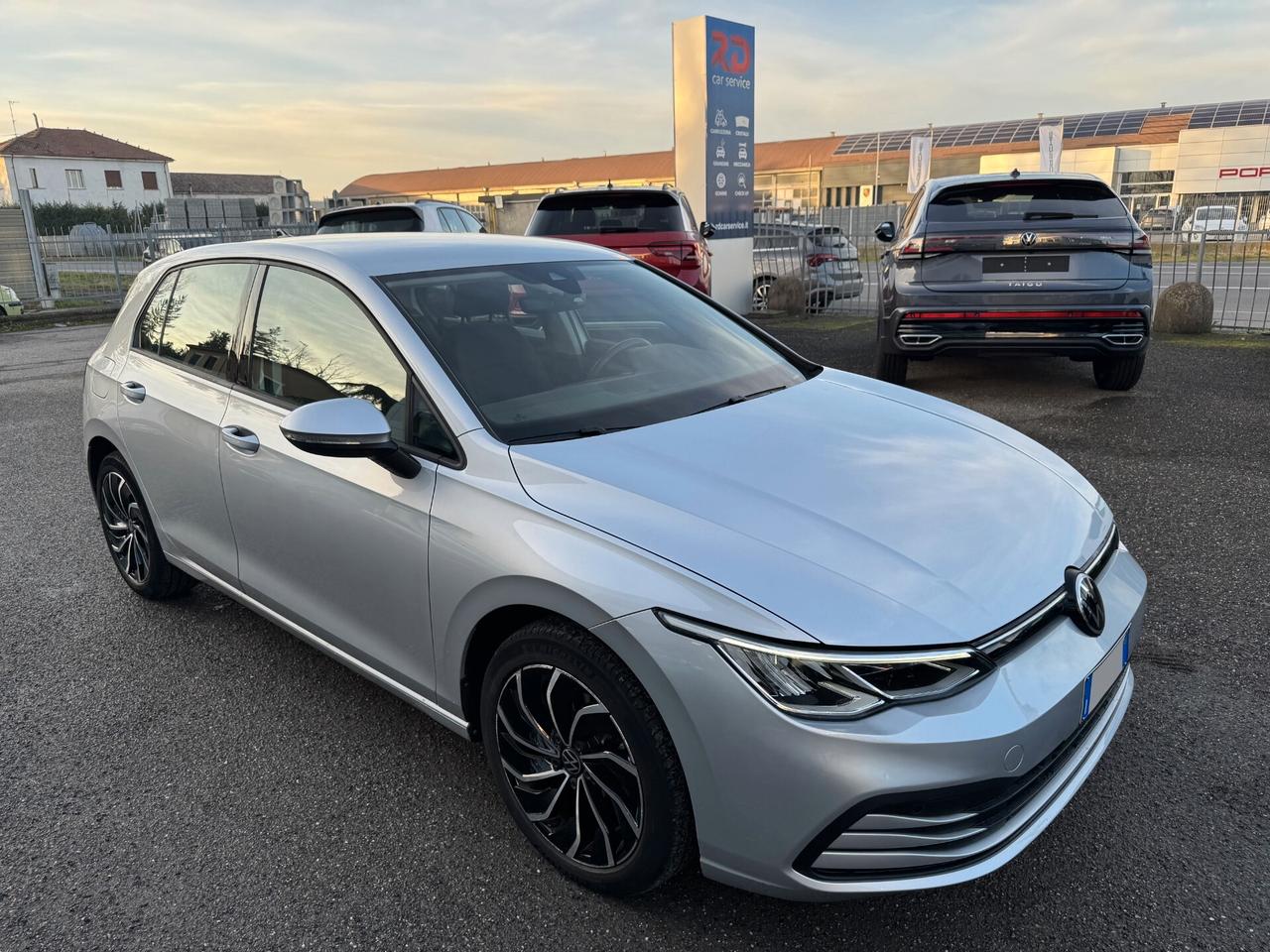 Volkswagen Golf 1.0 etsi evo Life 110cv dsg / NO VINCOLI