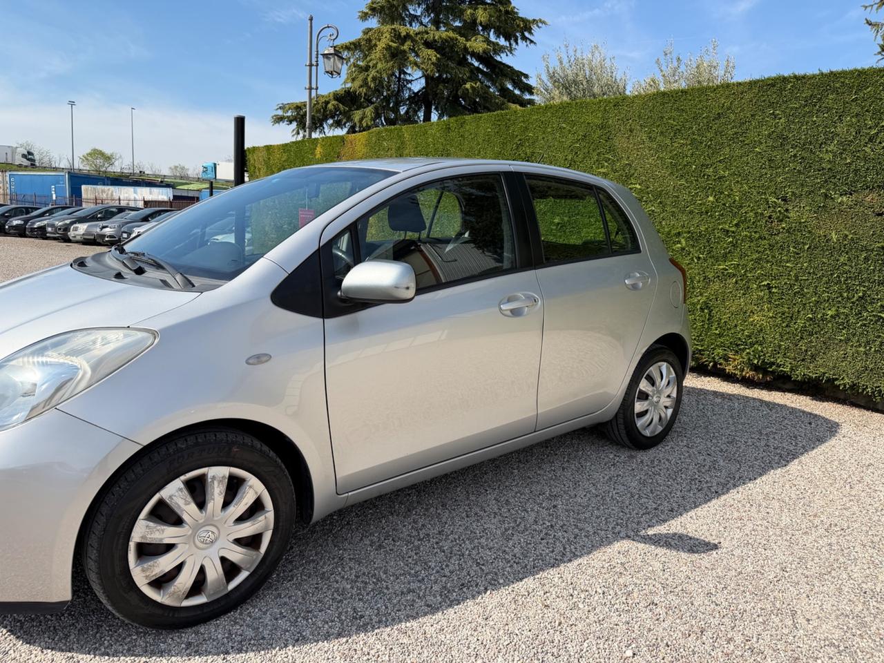Toyota Yaris 1.3 5 porte M-MT Sol