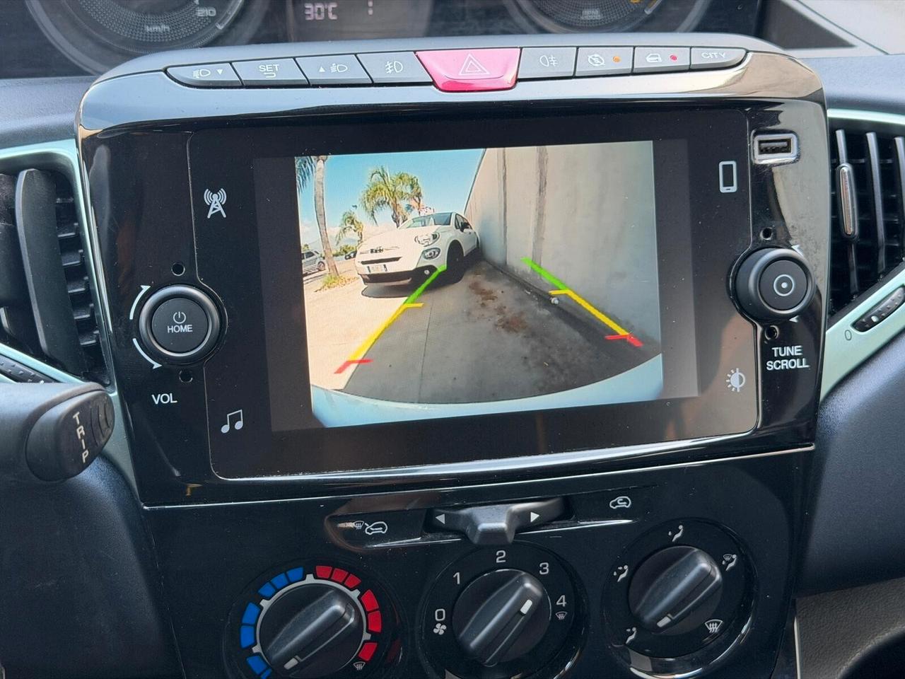 Lancia Ypsilon Hybrid Gold 2023 Nav e Retrocamera