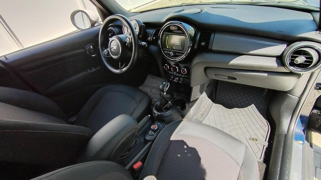 Mini Cooper D 1.5 D Cooper D Hype Auto