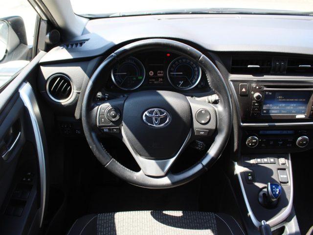 TOYOTA Auris Touring Sports 1.8 Hybrid Lounge