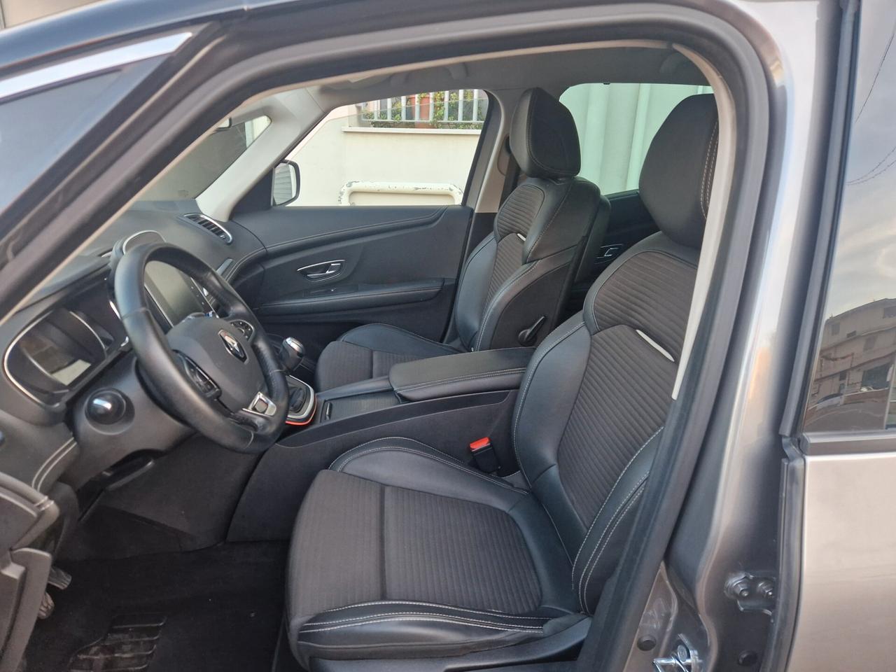 Renault Scenic 1.5 dCi 8V 110 CV Energy Intens