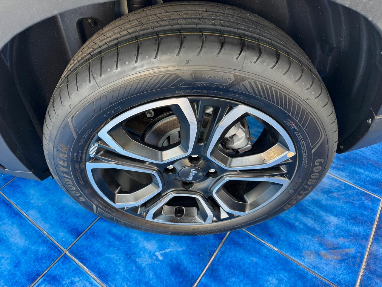 Jeep Avenger 1.2 Turbo MHEV 100cv DCT Summit