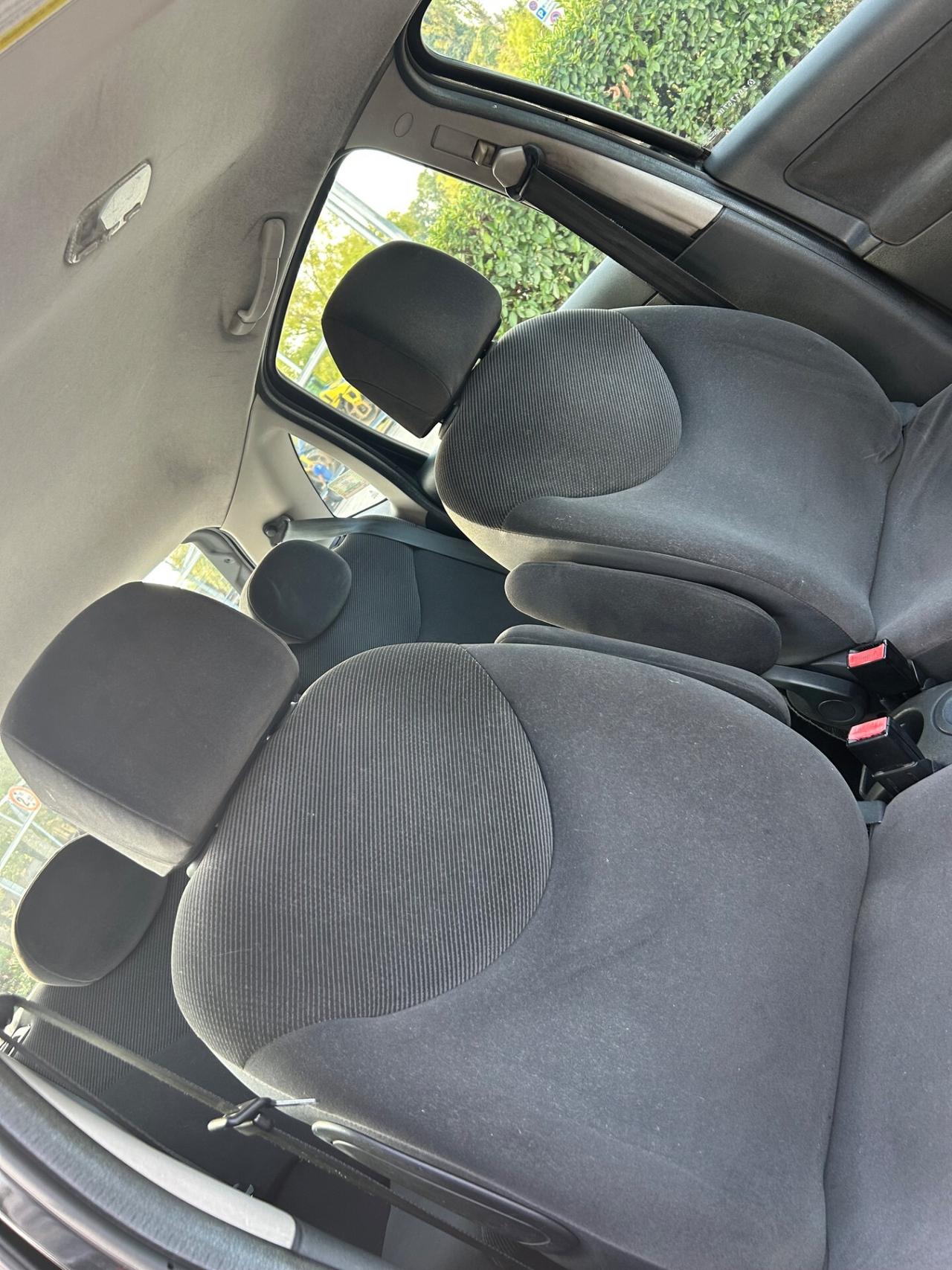 Citroen C3 1.4 cc full optional metano 2029