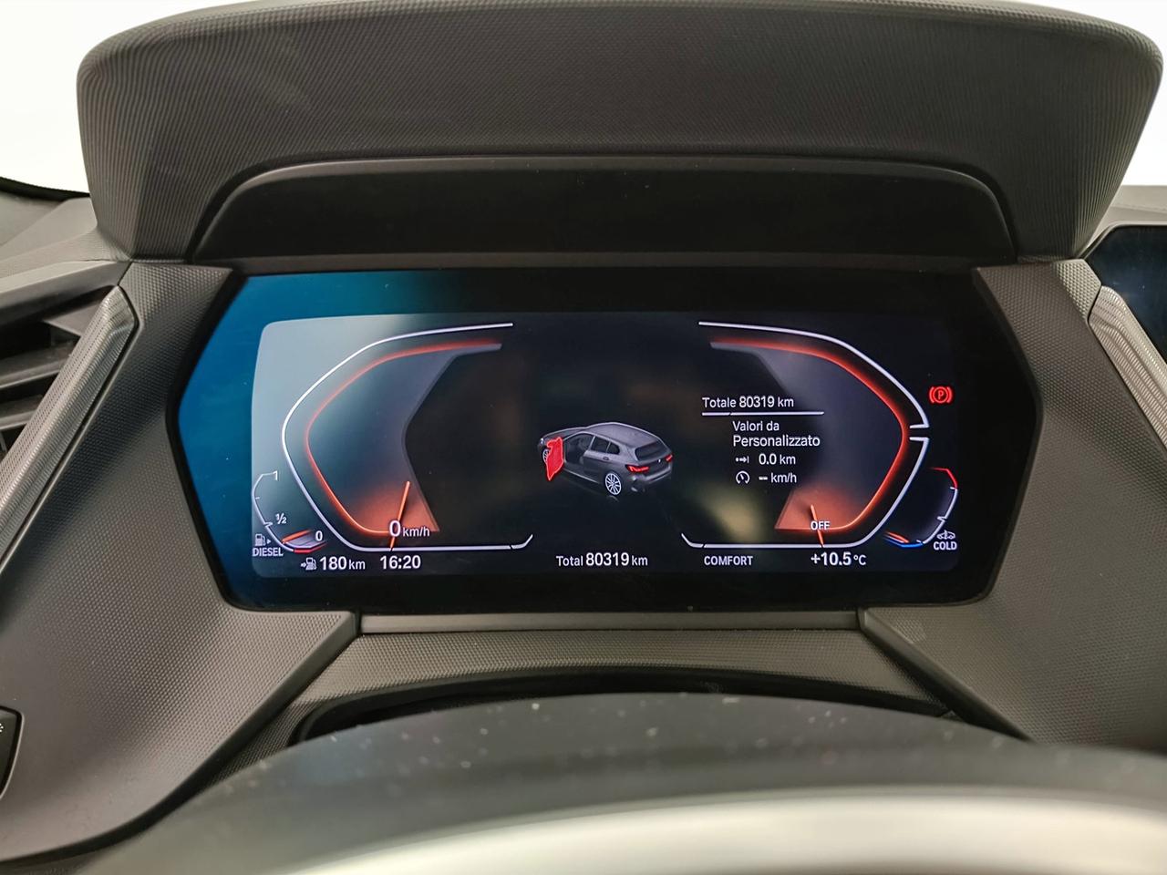 BMW Serie 1 F40 - 118d Msport auto