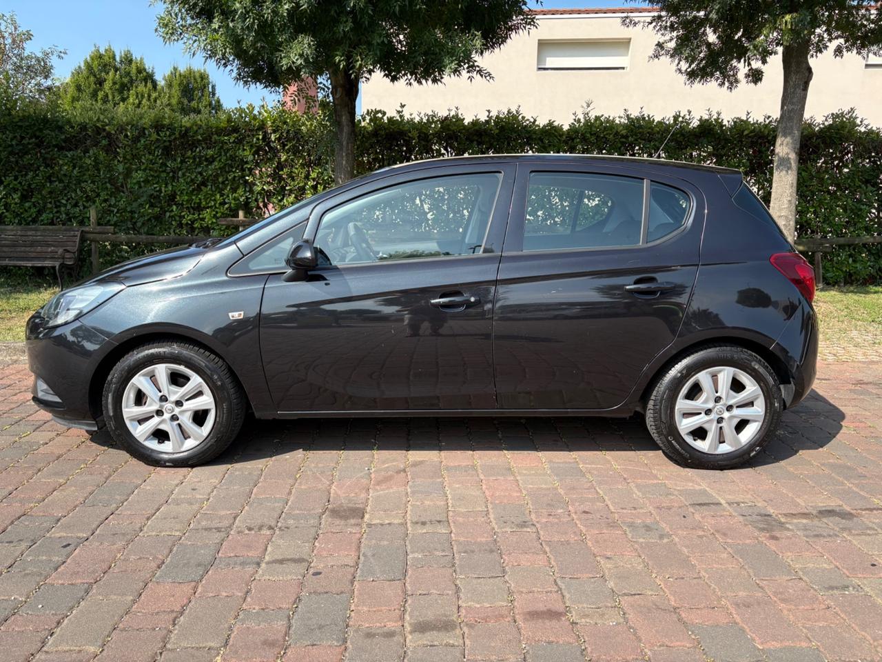 Opel Corsa 1.4 90CV GPL Tech 5 porte b-Color