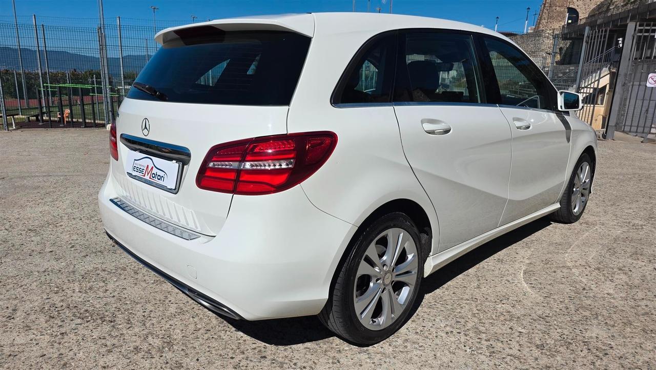 Mercedes-benz B 180 d Premium