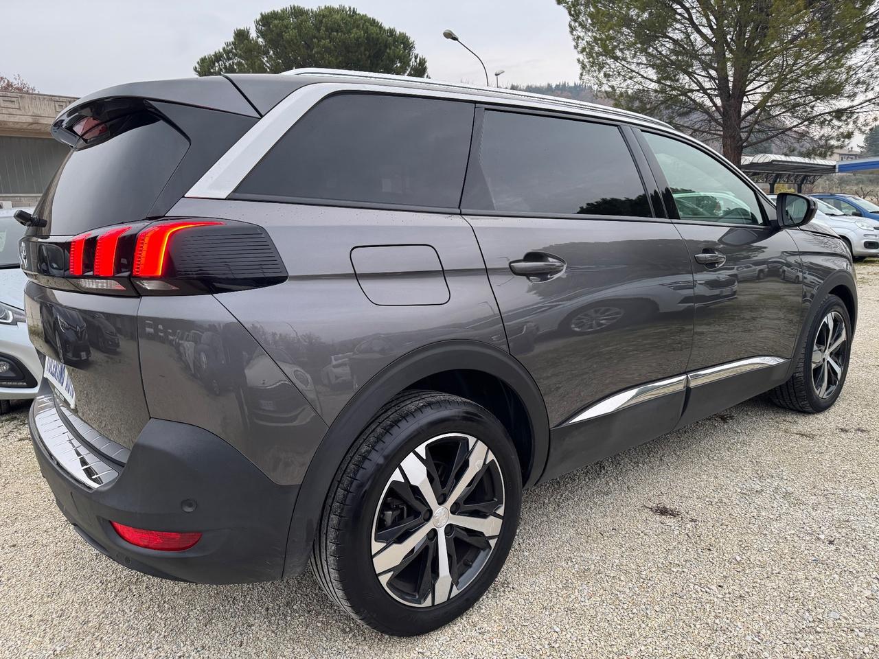 Peugeot 5008 BlueHDi 130 7 Posti EAT8 Allure Pack