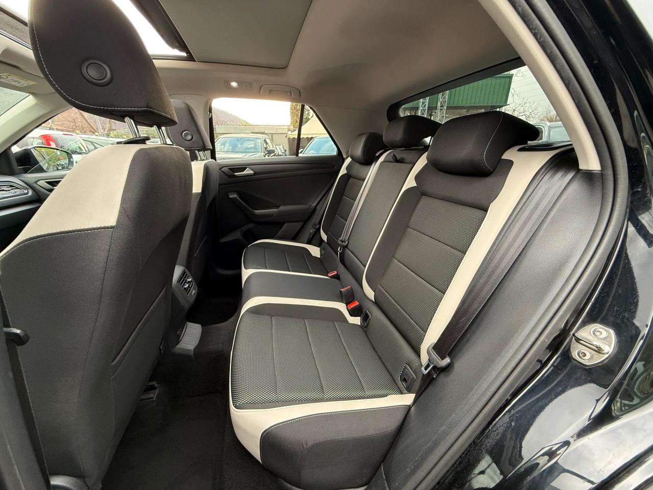 Volkswagen T-Roc 2.0 TDI 150 CV DSG Advanced BMT