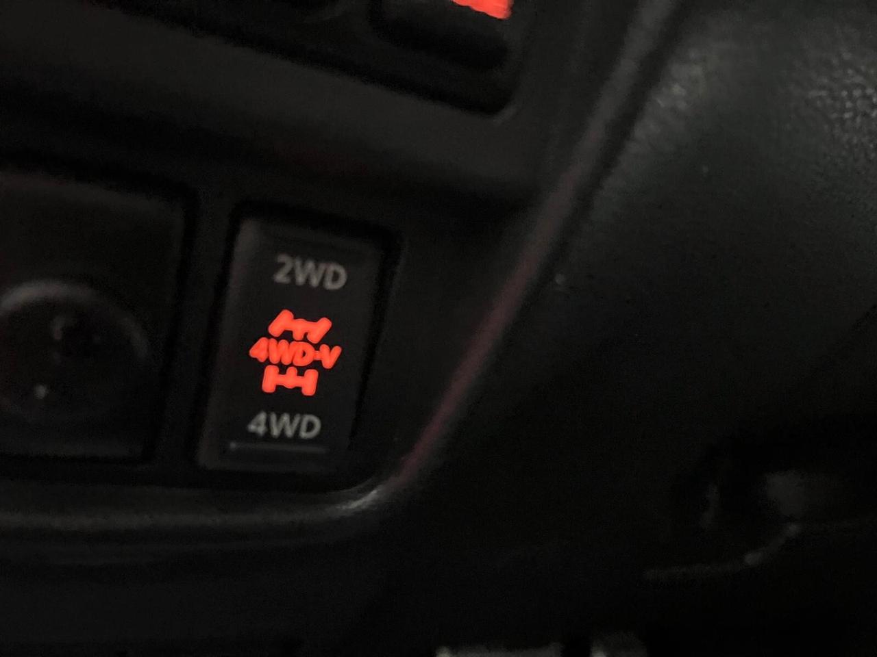 Nissan Juke 1.6 DIG-T 190 MCVT 4WD Tekna