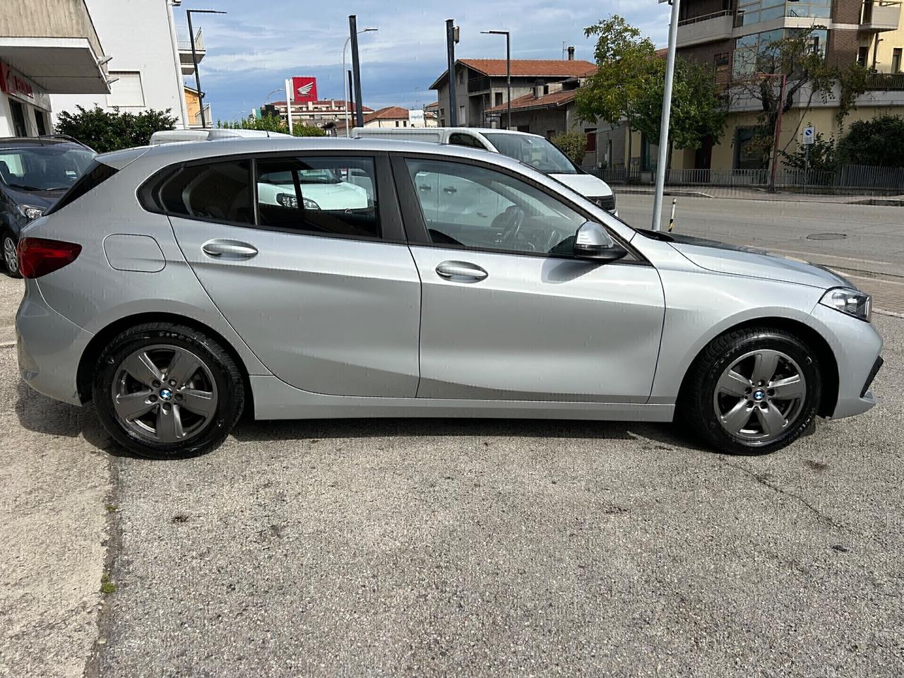 BMW 116d 5 porte Business Advantage 2020