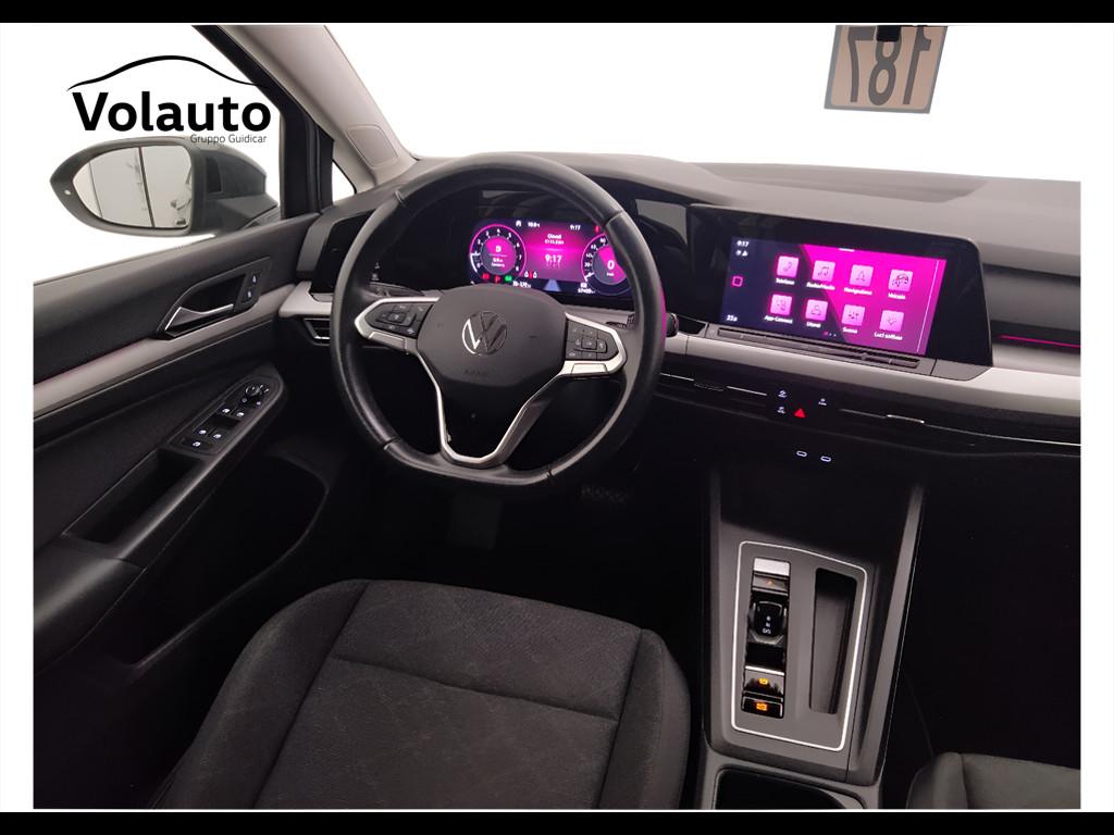 VOLKSWAGEN Golf VIII 2020 - Golf 1.0 etsi evo Life 110cv dsg