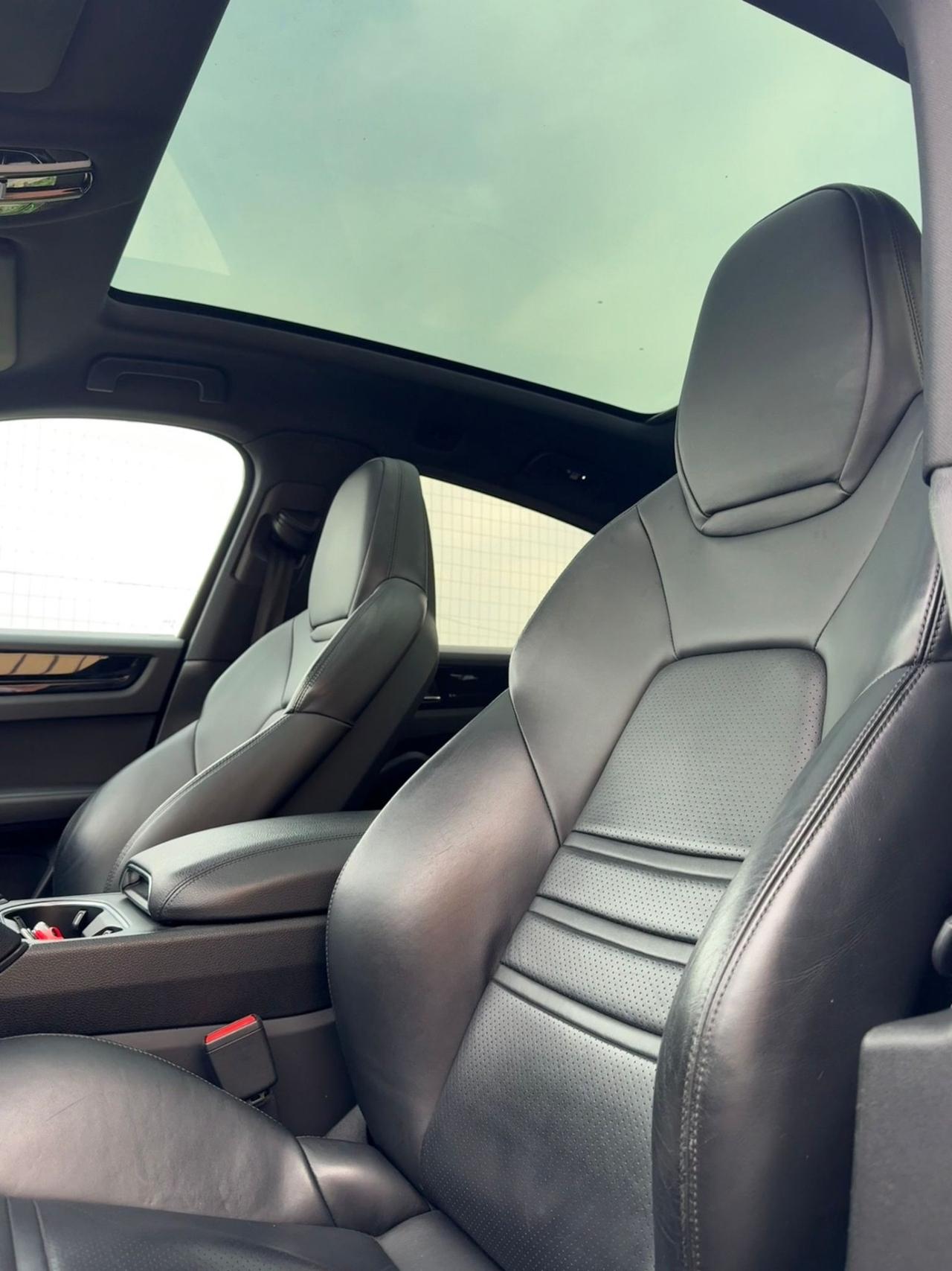 Porsche Cayenne 3.0 V6