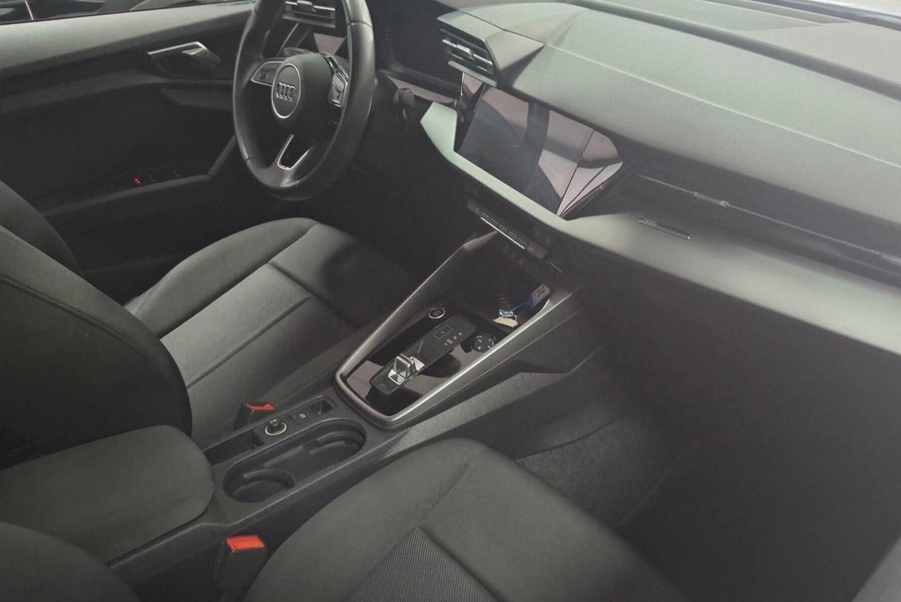 Audi A3 SPB 30 TDI automatica fari full led