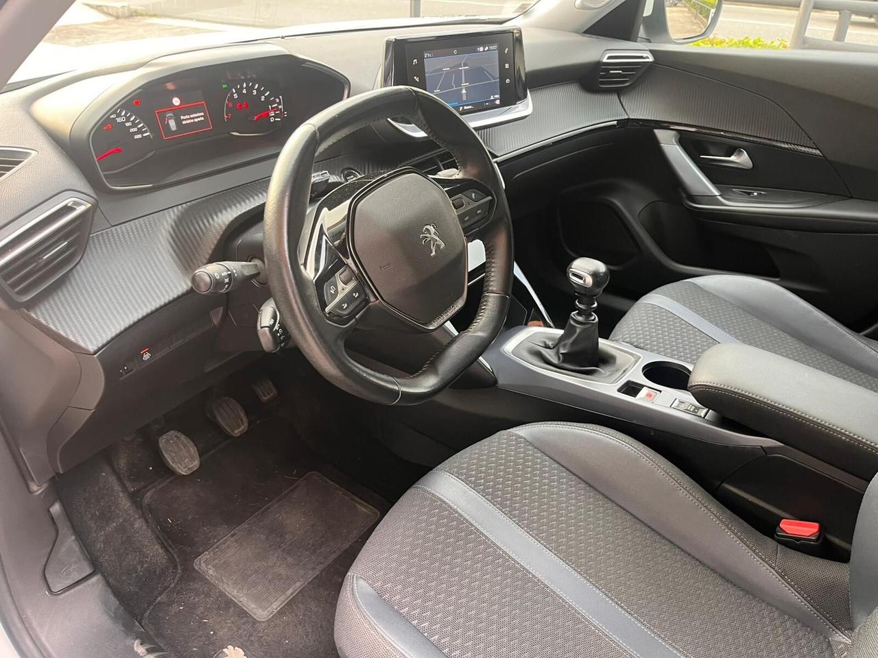 PEUGEOT 2008 1.2 BENZINA 101CV OK NEOPATE-2021