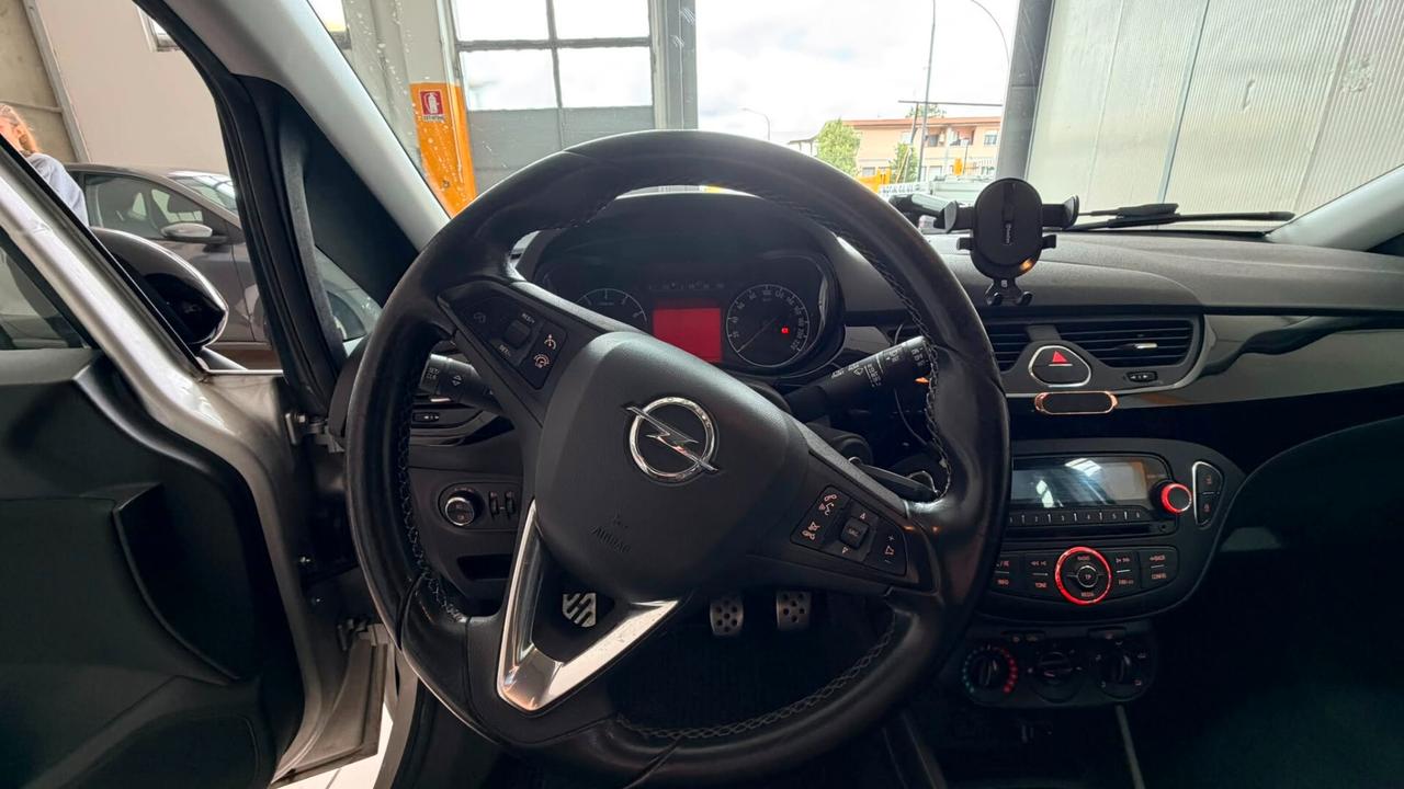 Opel Corsa 1.2 5 porte Innovation