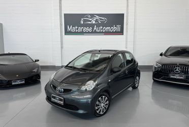 Toyota Aygo 5p 1.0cc 68cv benzina manuale OK Neopatentati