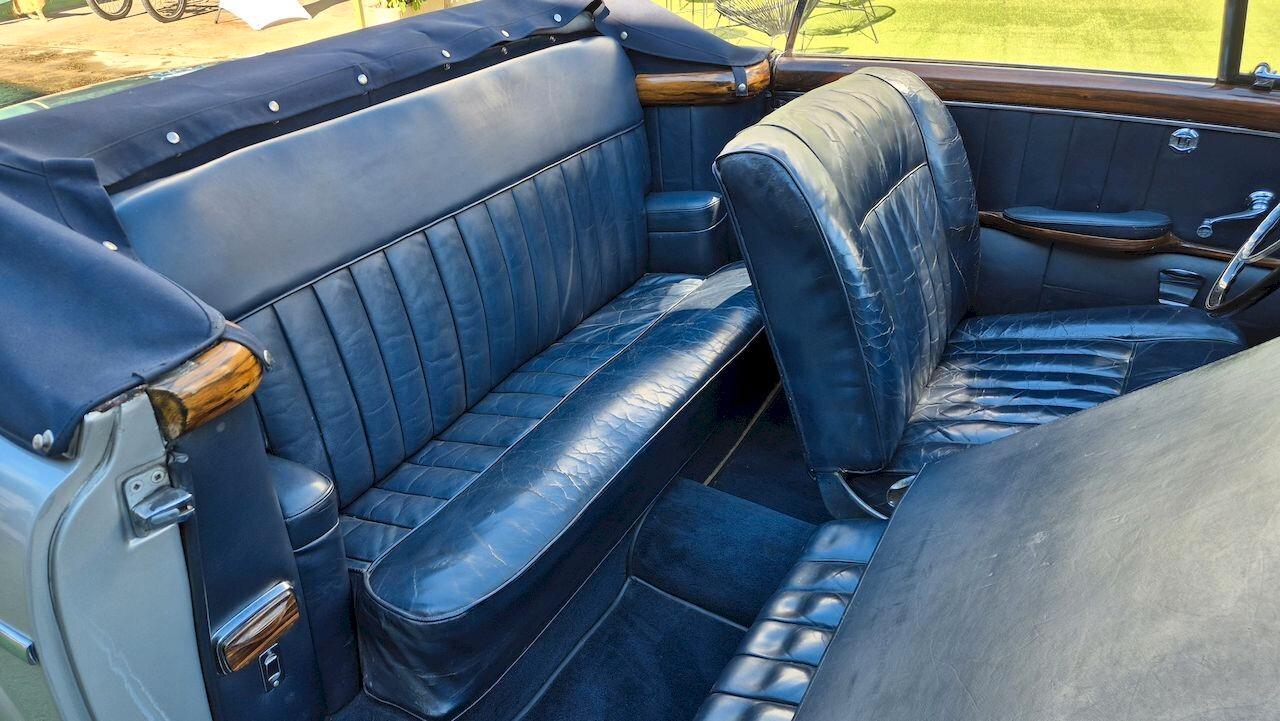 Mercedes-Benz 220 S Ponton Cabriolet W180 – 1957